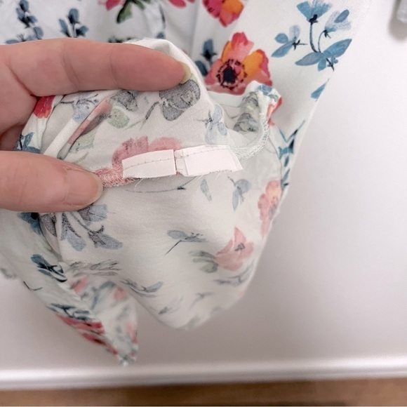 LOFT Floral Bell Sleeve Mini Dress With Pockets. Size 4 - Picture 7 of 8